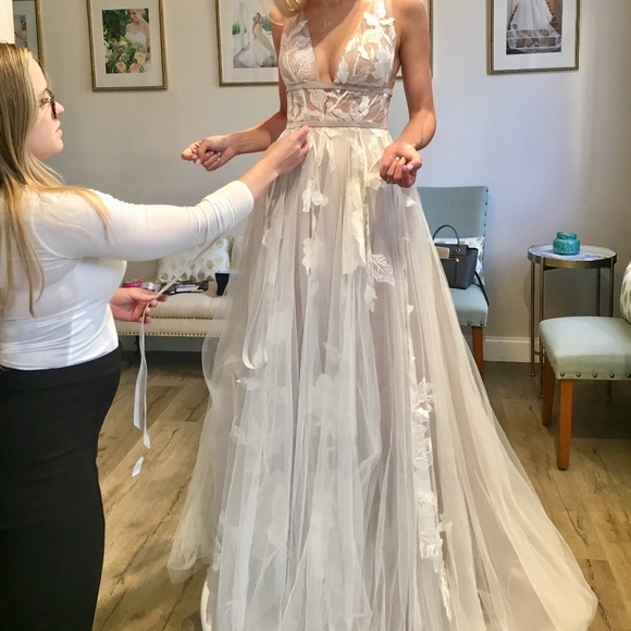 willowby galatea titanium